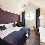 Grand Hotel