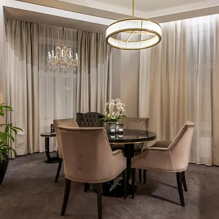 Ξενοδοχείο Grand 4*
