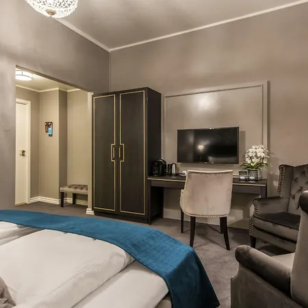 Hotel Grand 4*