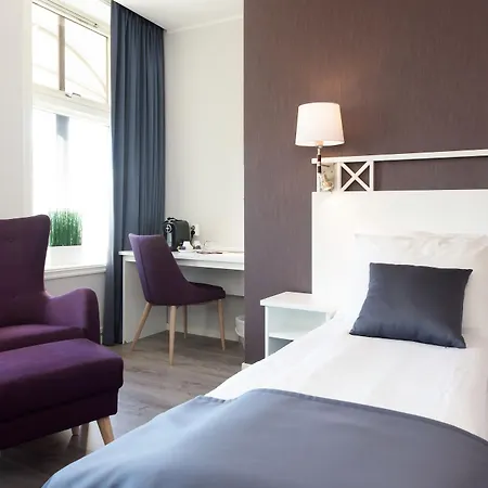 Hotel Grand 4*