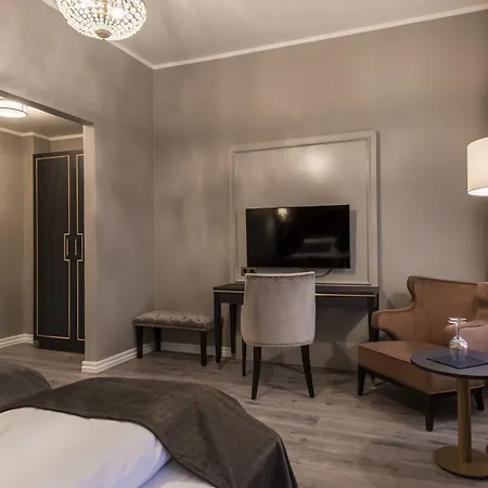 Grand Hotel 4*