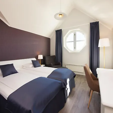 Grand Hotel 4*