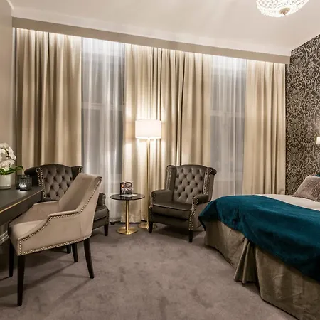 Clarion Collection Grand, Hotell