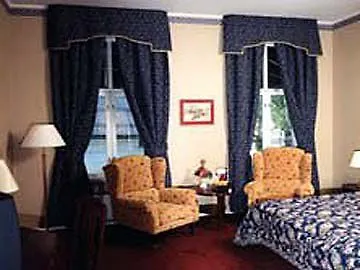 Hotel Grand 4*