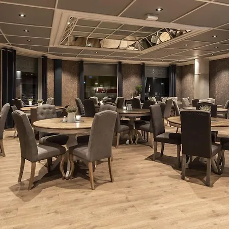 Clarion Collection Grand, Hotell